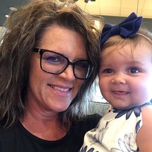 Meet your Posher, Dionne